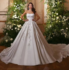 Boat Neck Satin Ball Gown Wedding Dresses Hand Made Beading Flowers Classic