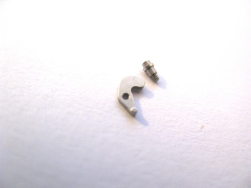 ENICAR 1140,1145 ASSORTED SPARE WATCH MOVEMENT PARTS - Picture 7 of 7