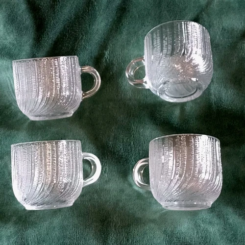 Arcoroc Clear Seabreeze Swirl Vtg Set of 4 Textured Coffee Cups Punch or Tea Mug