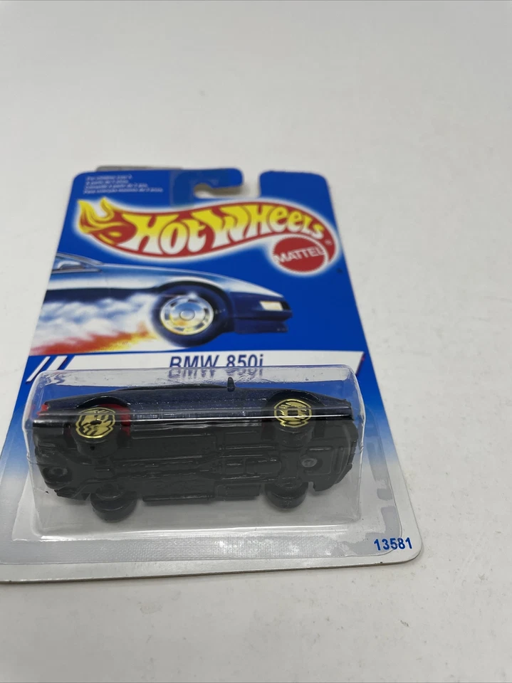 Hot Wheels BMW 850i International Card Gold UltraHot Wheels azul raro Foto 3 de 4