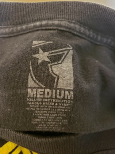 T-shirt Famous Stars & Straps Don’t Bite FMS Vampire taglia media - Foto 3 di 3