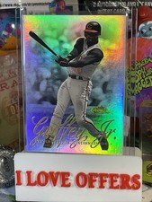 2000 FLEER SHOWCASE KEN GRIFFEY JR #30 CINNCINATI REDS HOLO C STORE MORE RARE