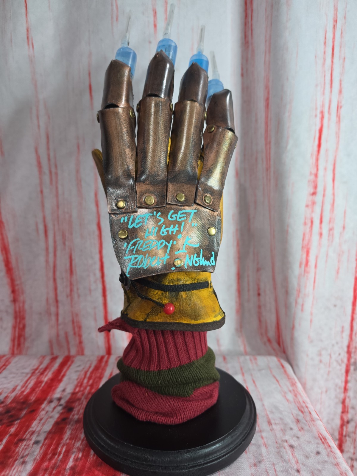 Robert Englund Signed Custom Syringe Finger Freddy Krueger Glove With COA