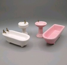 Dollhouse Miniature Vintage bathroom fixtures, pink white sink tub need faucets