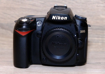 Nikon D D90 12.3 MP SLR-Digitalkamera - Schwarz (Nur Gehäuse)