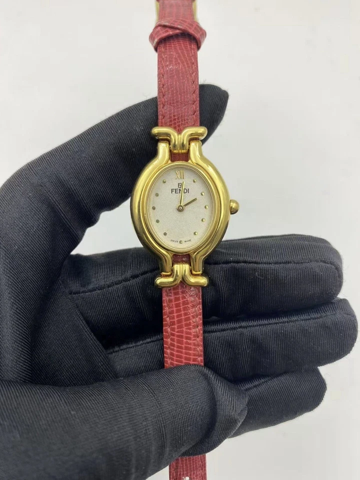 Vintage FENDI 640L Chameleon Quartz 24mm red belt Women's Watch - image 2 of 4