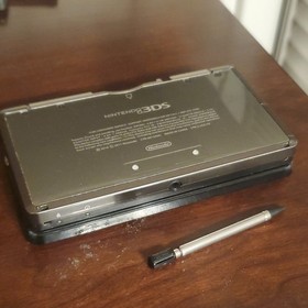 Nintendo 3DS 3D Capable Handheld Console Black CTR-001 Region Free w/ Stylus