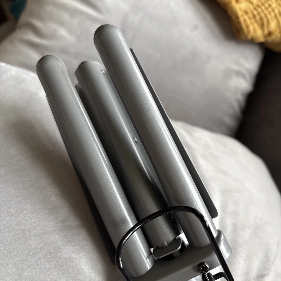 Revlon Jumbo Curling Iron Waver Crimper~Triple 3Barrel-Deep S Hair Waves RVR3005 Foto 3 de 4