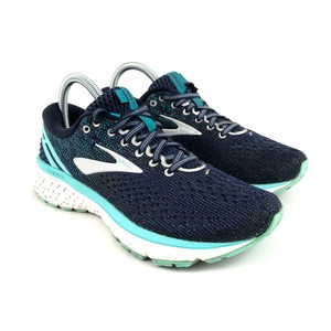 brooks ghost womens size 6.5