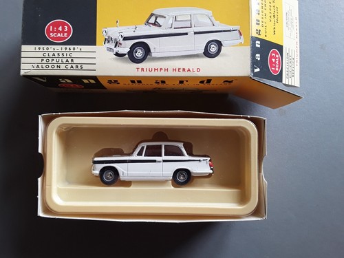 Vanguards Triumph Herald VA5008 - Picture 7 of 8