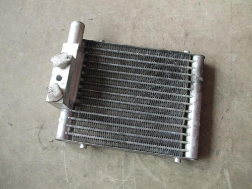 Ölkühler Audi A6 4B 2.5 V6 TDI Automatik Öl Kühler 4B0317021C