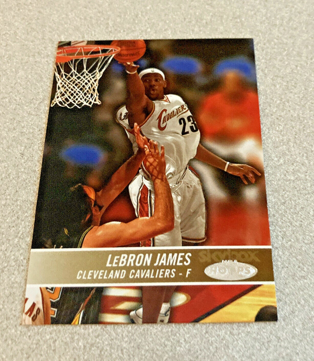 2004-05 Fleer Hoops #136 LeBron James Cavaliers