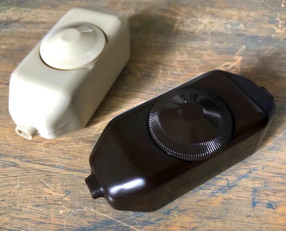 Interruptor de cable de atenuación en línea - Leviton lámpara de rango completo atenuador giratorio Foto 2 de 4