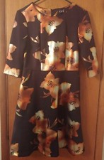 ECI New York Black Dress With Metallic Foil Flower Design Size 4 Vintage