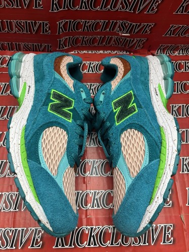 Size 8.5 - New Balance Salehe Bembury x 2002R Water Be The Guide(EUR) 42 - Picture 2 of 6