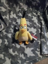 Angry Birds Movie Chuck Yellow Plush Stuffed Animal Rovio Commonwealth Yellow 7"