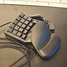 Razer Tartarus V2 Ergonomic Gaming Keypad Wired USB Black PC RZ07-0227