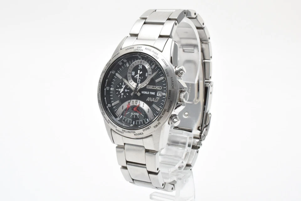 [COMO NUEVO] Reloj para hombre Seiko ANA World Time 5T82-0AJ0 cuarzo esfera negra de JAPÓN Foto 2 de 4