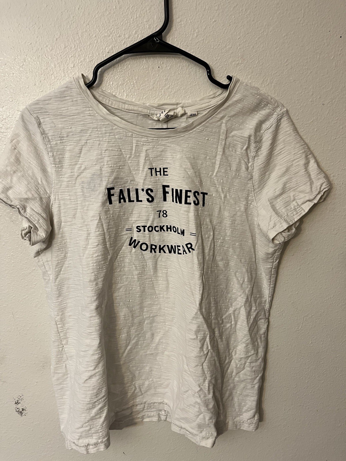 HM H&M LOGG Women’s Large Graphic Blouse Top T- Shirt Short Sleeve Pullover-image