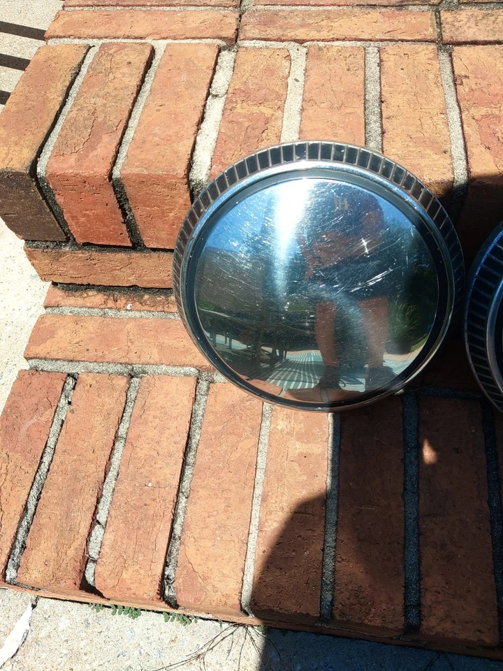 Five 71 72 73 74 75 76 77 78 79 Ford Pinto Mercury Bobcat prato de cachorro tampas de cubo - Imagem 2 de 4