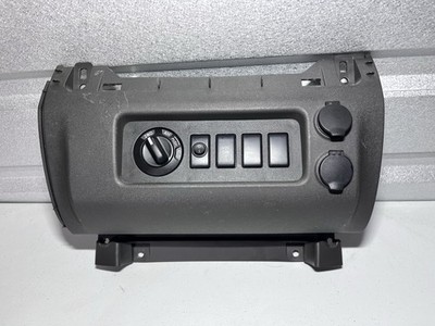 任天堂 - chi 05-12 NISSAN XTERRA Lower Center DASH SWITCH TRIM BEZEL 4WD Switch