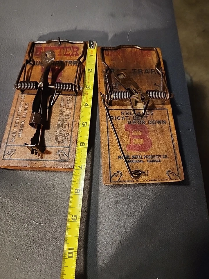 2 Vintage CAN’T MISS Four Way Rat Mouse Traps by McGill Wood Products - Image 4 of 4