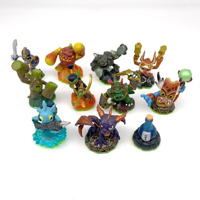 Skylanders Spyro's Adventure Lot of 11 Figures Wii U Xbox 360 PS3 3DS