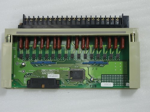 Hitachi XAC20AH 5JGBD 16PTS.AC Input PLC - Picture 2 of 8