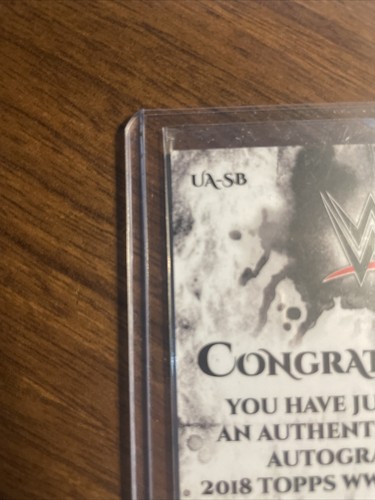 2018 Topps WWE Sasha Banks Green Auto /50 - Picture 7 of 10