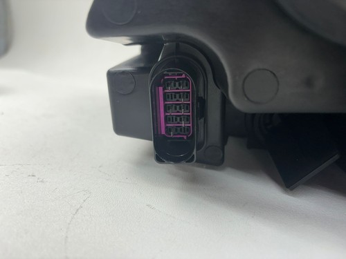 2015-2018 VOLKSWAGEN JETTA HEADLIGHT OEM RIGHT PASSENGER HALOGEN 5C7.941.006.J - Picture 18 of 19