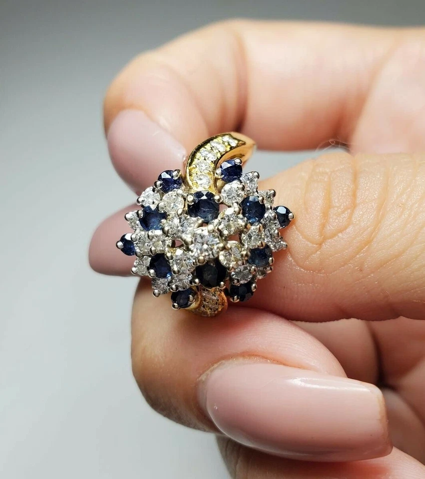 Anillo con racimo de diamantes y zafiros de oro de 18 quilates, vintage, hecho a mano Foto 3 de 4