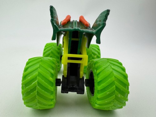 Hot Wheels Monster Jam Dragon Galaxies BKT Tires - Picture 4 of 9