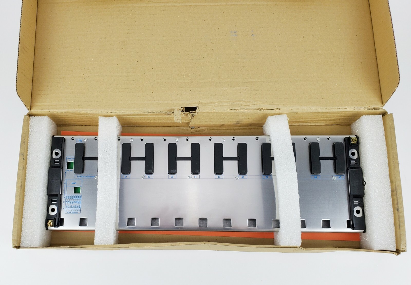 Schneider Electric TSXRKY12 Extension Rack, New!