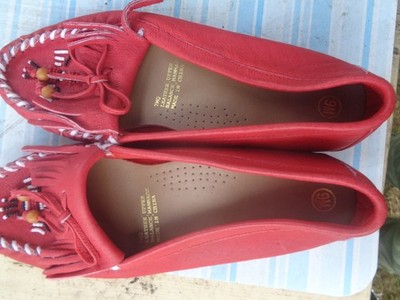 Women s Slippers Size 9M  Red Slip On Moccasins route 66 type