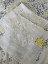 Set of 2 Vintage Madeira Hand Embroidered Handkerchiefs Napkins Cotton Blend NWT
