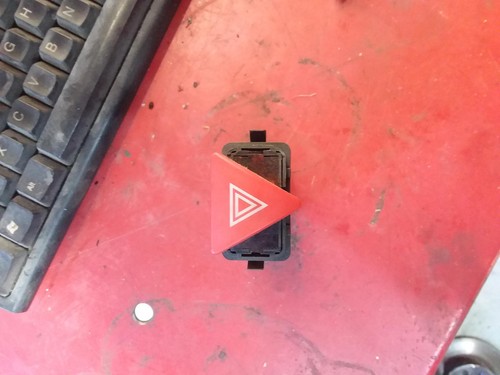 VOLKSWAGEN GOLF FLASHER/HAZARD RELAY GEN 6, 10/08-12/15 08 09 10 11 12 13 14 15