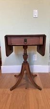 George III Duncan Phyfe Drop Leaf Table Mahogany With Drawer / Claw Feet