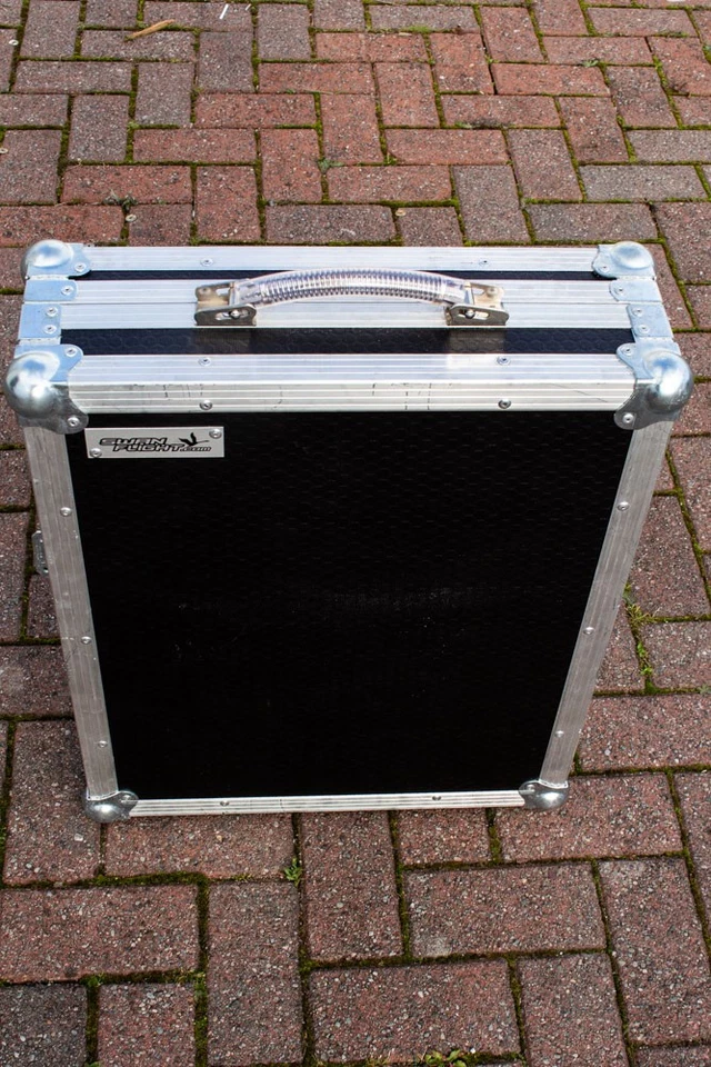 Swan Flight Case for Chamsys MagicQ MQ50 Lighting Console (Hex) - Image 3 of 4