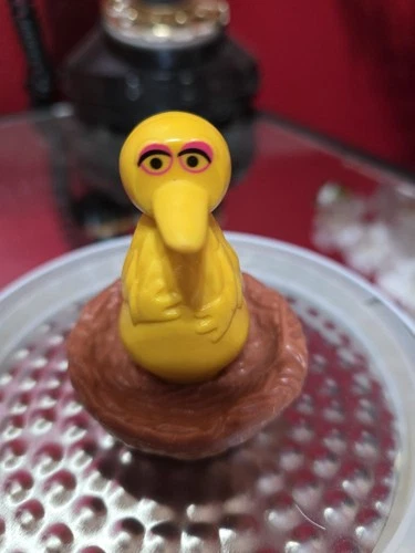 Vintage Fisher Price Little People Sesame Street Big Bird with Nest  Toy  Figure