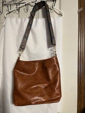 purse shoulder bag detachable 1.5" straps brown vinyl zip closure 2 pocke