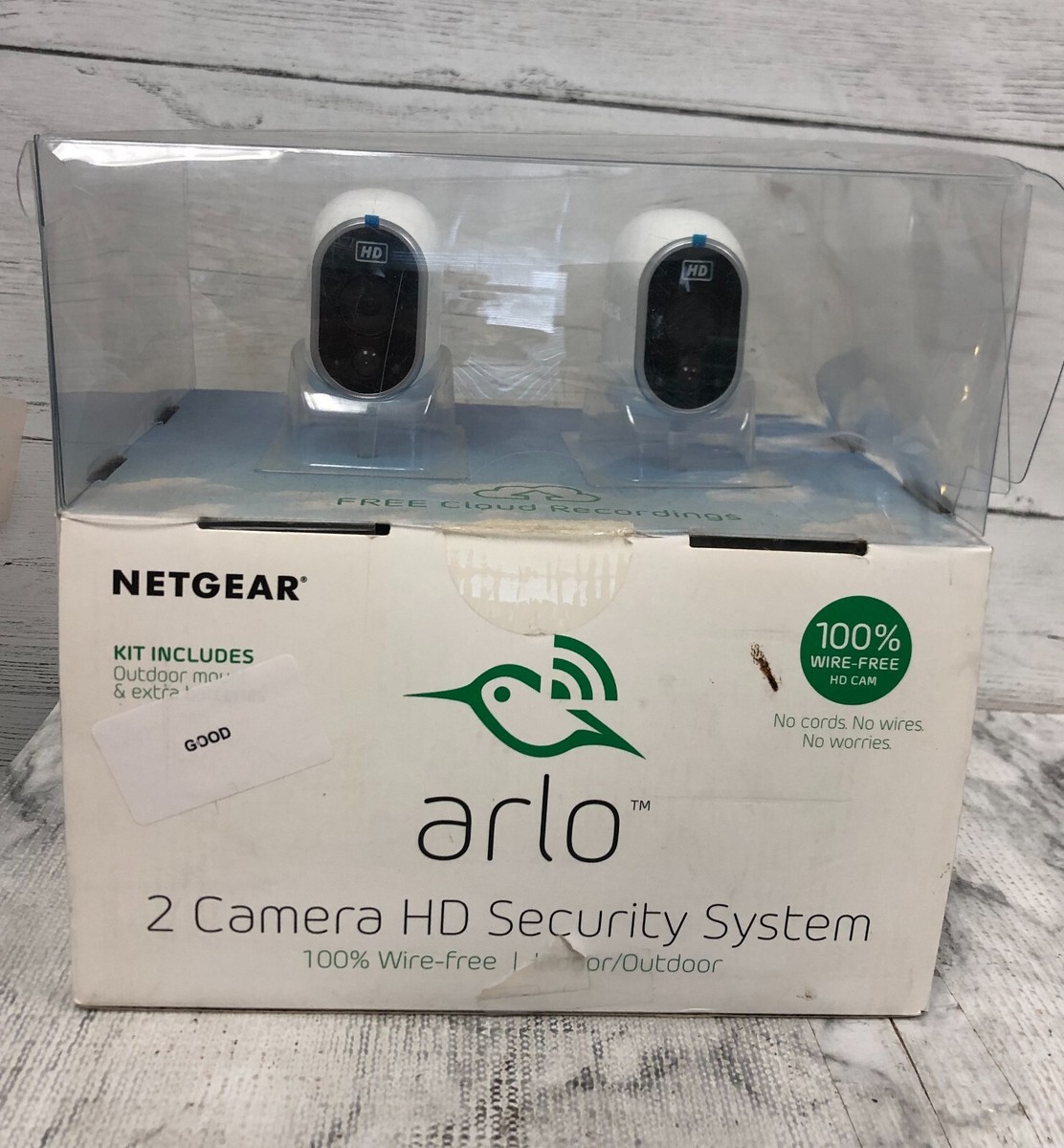 -NETGEAR Arlo VMS3230C-100NAS Wi-Fi Security Camera System Indoor/Outdoor,