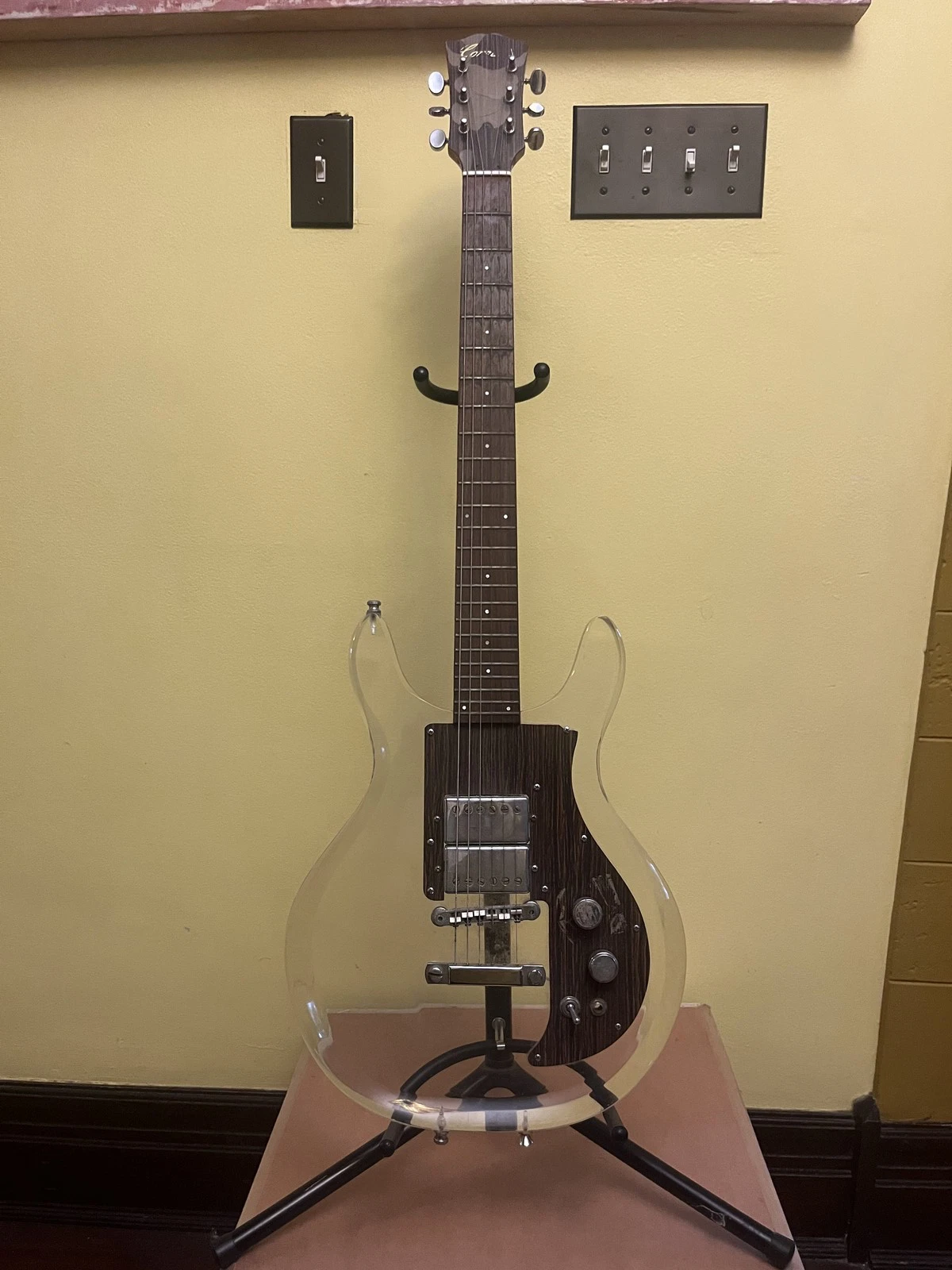 Picture 2 of 11