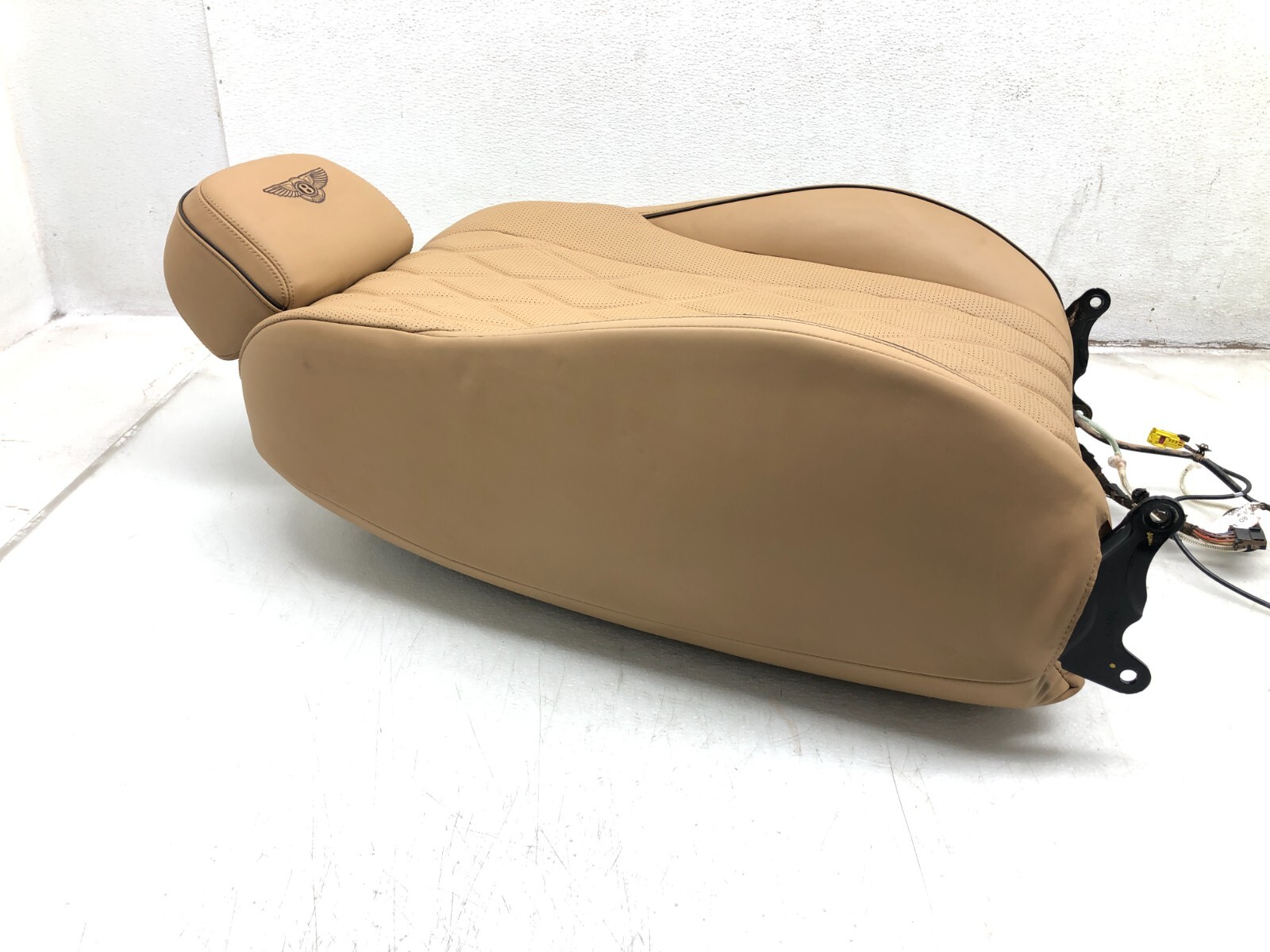 2014-2018 BENTLEY FLYING SPUR LEFT DRIVER FRONT UPPER SEAT CUSHION OE #FOR PARTS