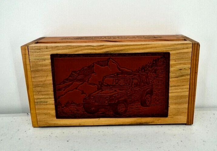 Chrysler Jeep Wrangler 1995 Cuero Repujado Top Gráfico Bisagras Caja de Reloj de Madera Foto 2 de 4