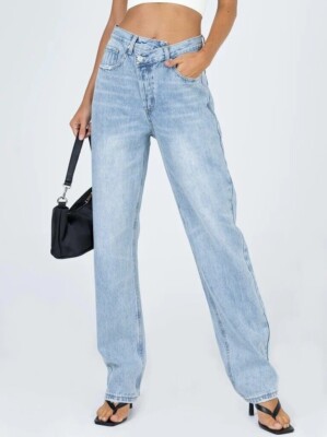 Princess Polly Holly Asymmetric Straight Leg Jean Light Wash Denim Size 0 - NWT