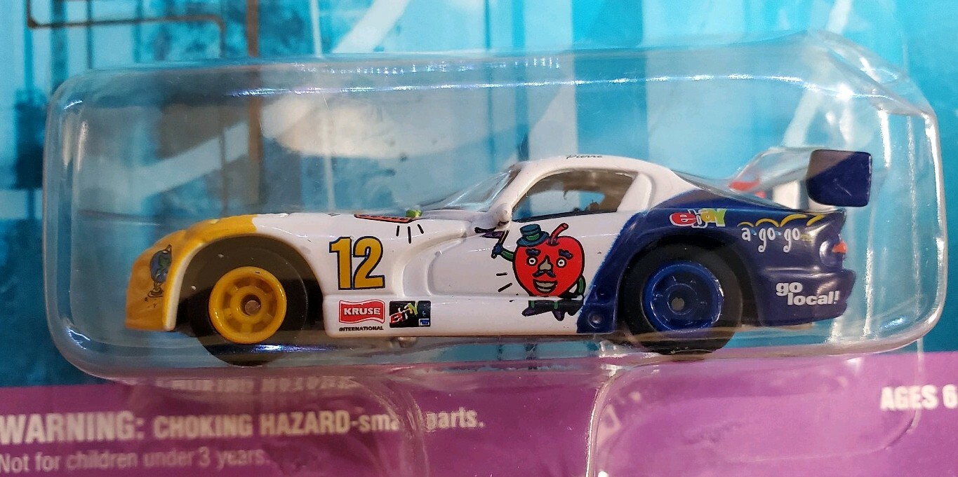 Picture 3 of 8