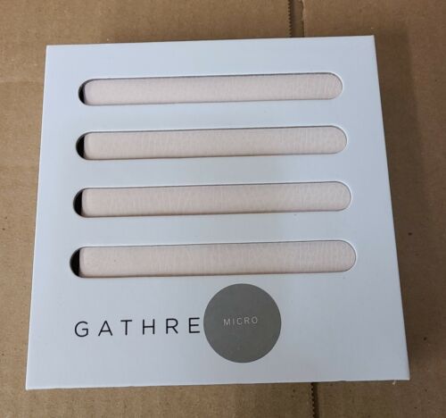 Gathre Micro Chiffon Mat Great as changing mat, placemat pet or desk mat 14 x 22 - Picture 2 of 6
