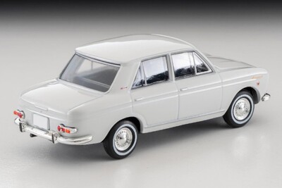 Tomica Limited Vintage NEO LV-205a Datsun Bluebird 1600 SSS 1/64
