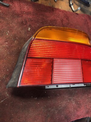 BMW 5 SERIES E39 REAR  RIGHT DRIVER SIDE LIGHT LAMP 8358032 #X1