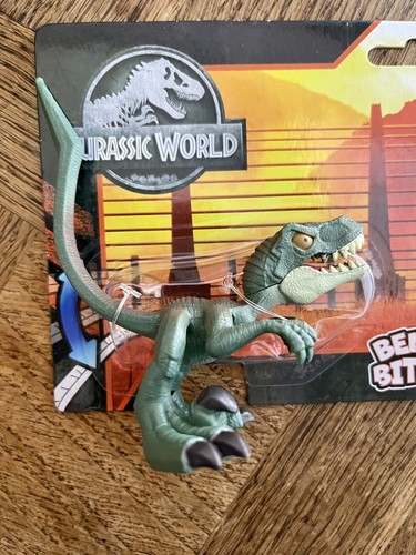 Jurassic World Bendy Biters Figure Pack - Dilophosaurus Velociraptor - Picture 7 of 7